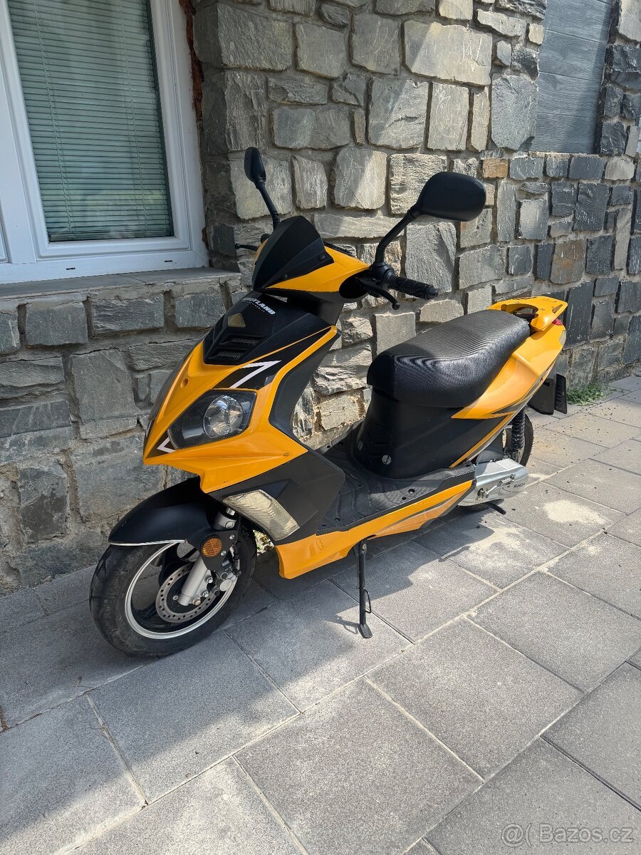 SKÚTR RHON 50 cm3
