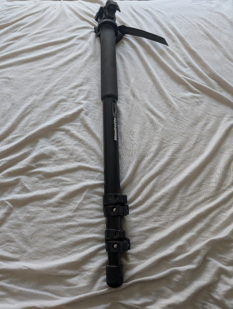 Monopod Manfrotto 681B s hlavou RC234
