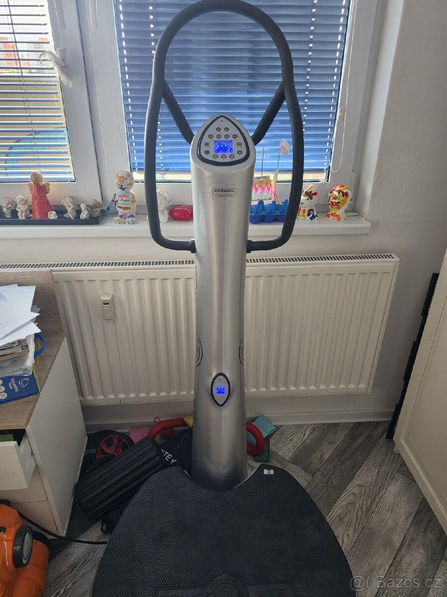 Power plate MY5 - domaci pouziti 2 majitel