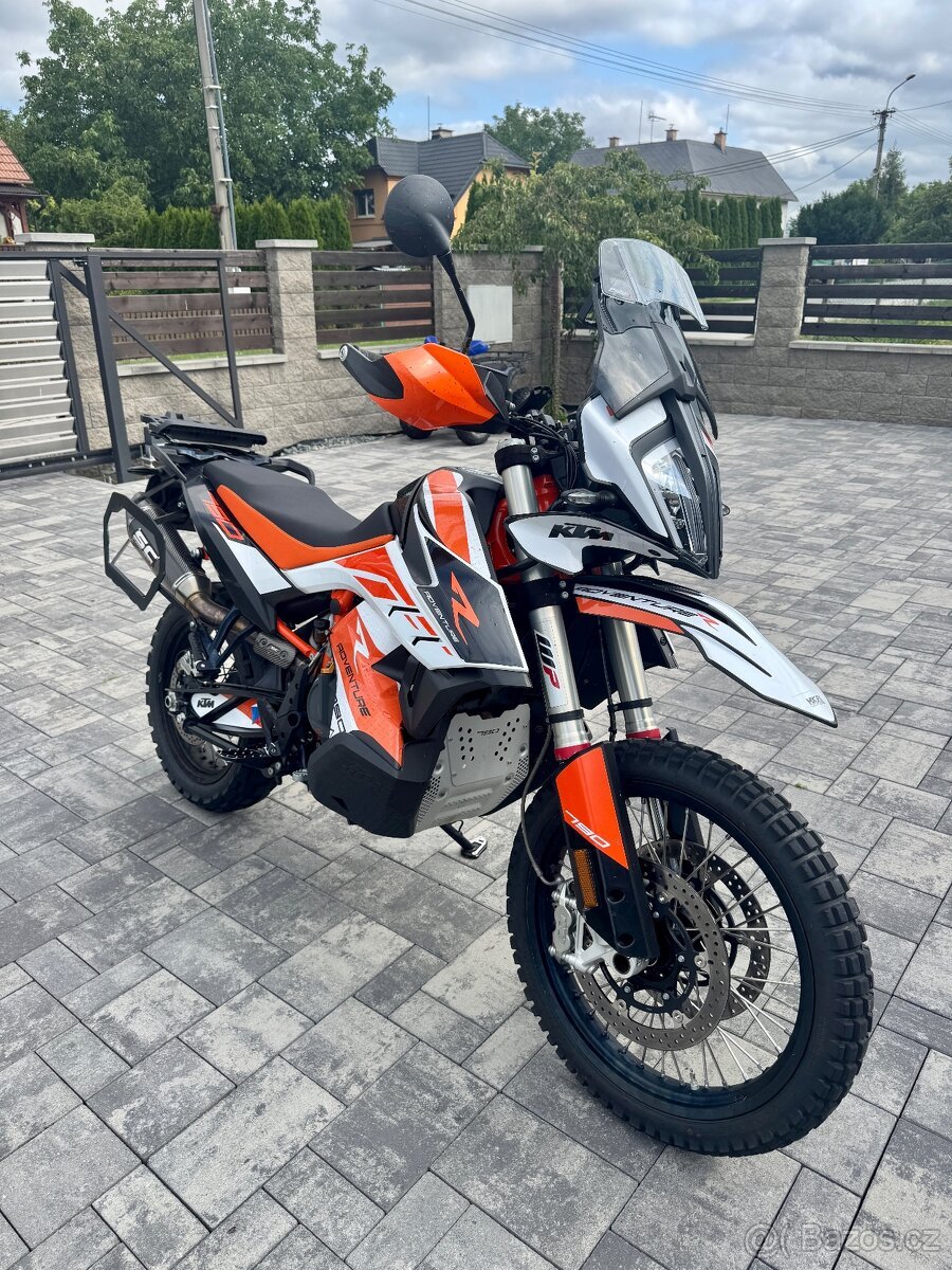 KTM 790 Adventure R | 2019 | 26 657 km | stav