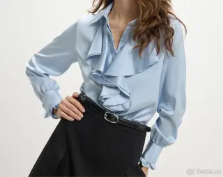 ZARA. Halenka. Nová.