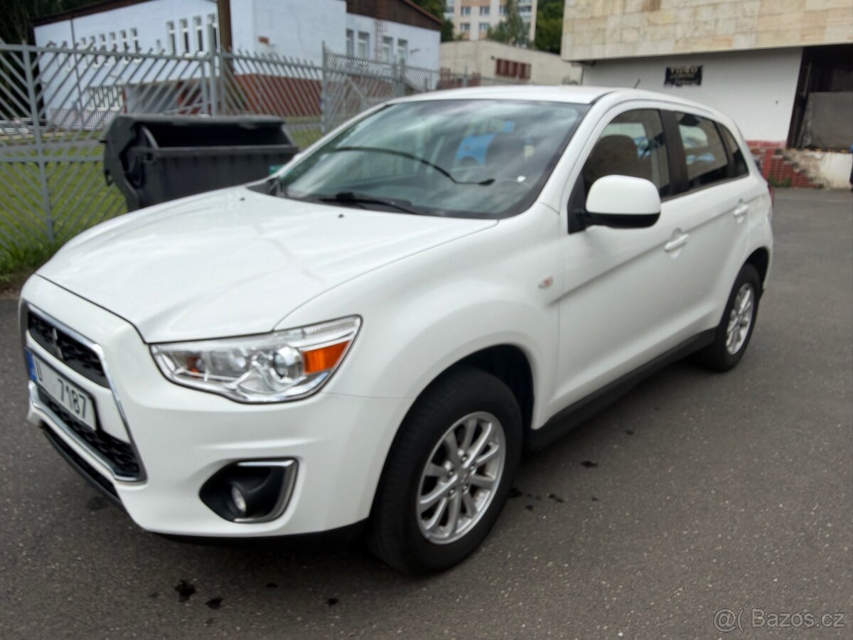 Mitsubishi ASX 4x4,2.2D, Automat,tažné,serviska-nová STK+SPZ