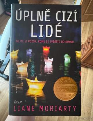 Úplně cizí lidé