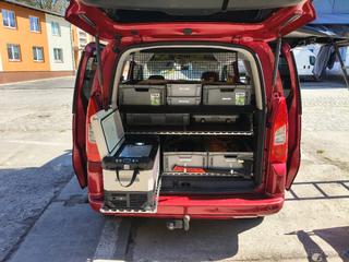 Vestavba do kufru Citroen Berlingo