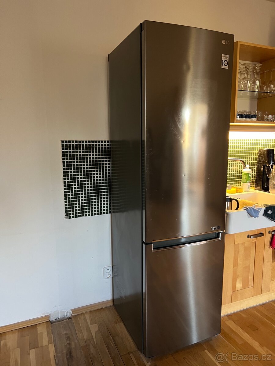 Kombinovaná chladnička LG 203cm - ZÁRUKA do 04/2030
