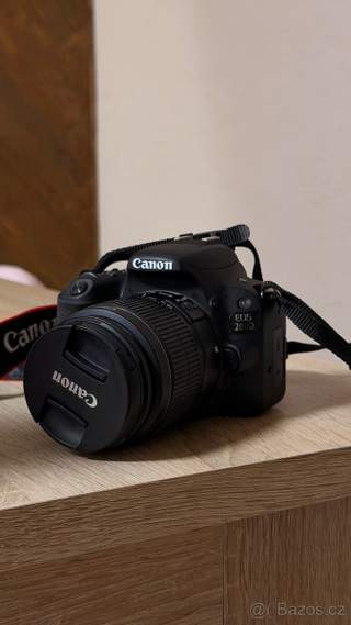 Fotoaparát Canon EOS 200d