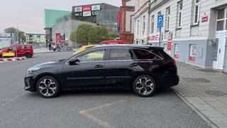 Kia Ceed SW 1.4 Tgdi exclusive/TOP