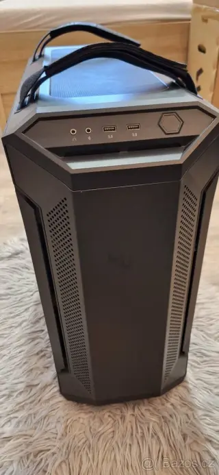 Alza gamebox (RTX 4080 / i5-14600K / 32GB DDR5)