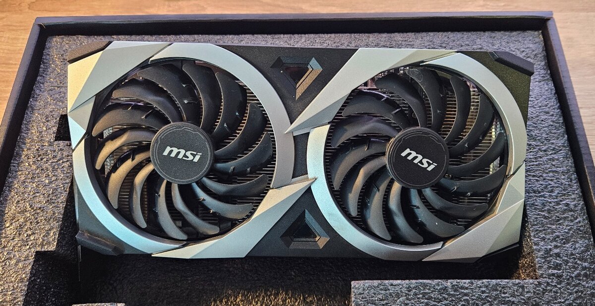 AMD Radeon MSI Mech RX 6700 XT 12GB - top stav, záruka