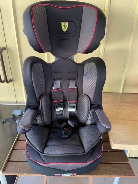 Autosedačka Ferrari