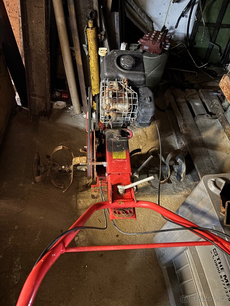 Mountfield MULTIFUNKČNÍ KULTIVÁTOR MS 07