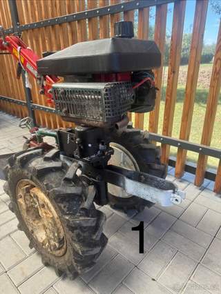 VARI malotraktor