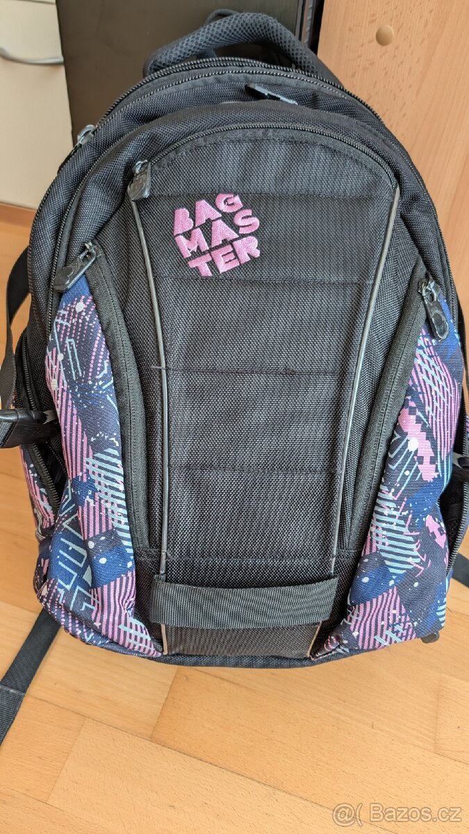 Fialovo-černý značkový školní batoh Bagmaster