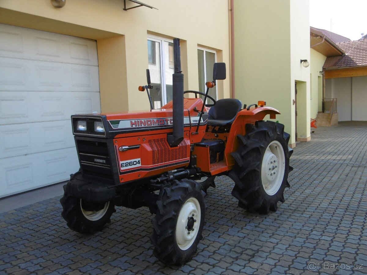 Malotraktor KUBOTA HINOMOTO E2604D
