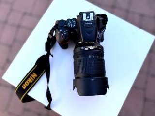 Nikon D5600 + objektiv 18–105mm VR