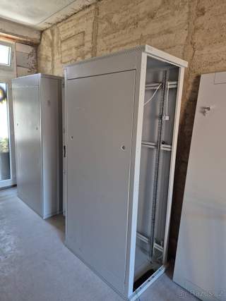 Rack Triton-42U