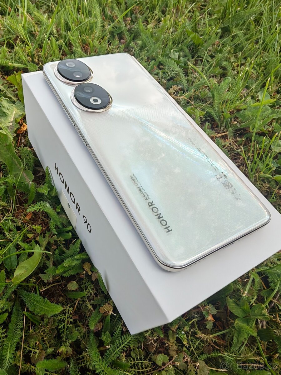 HONOR 90 12/512 Diamond Silver + 14 krytů