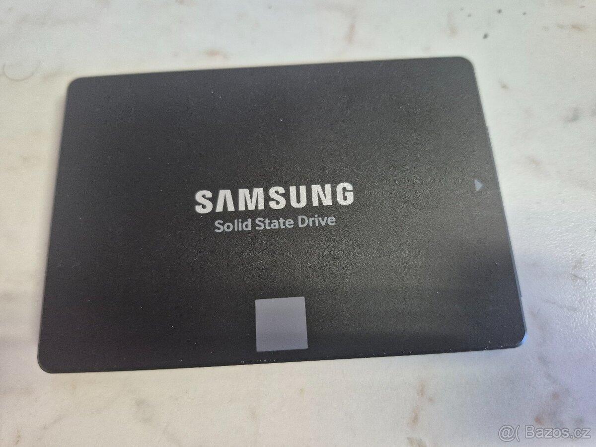 Prodám SSD Samsung 850 EVO 250GB , 95%