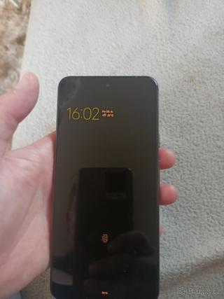 Google pixel 8