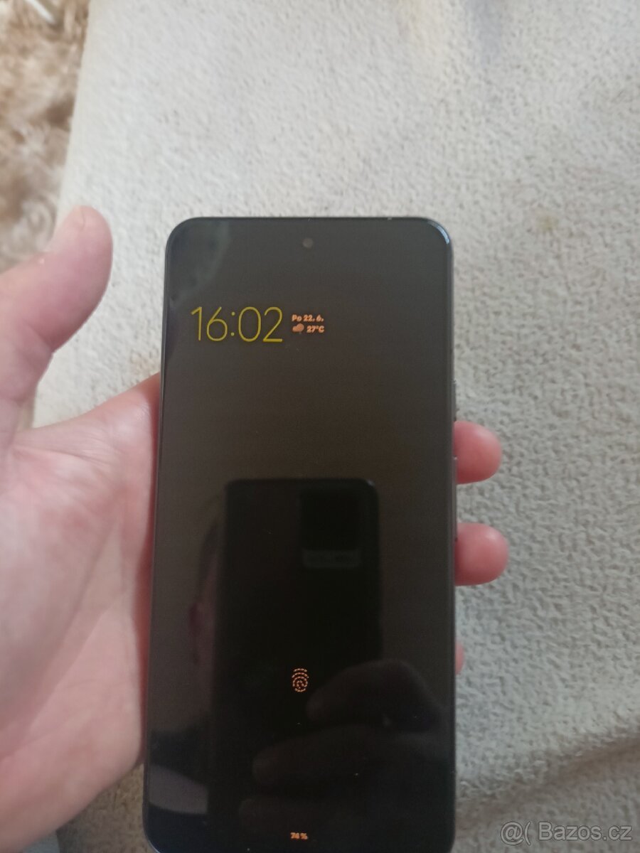 Google pixel 8