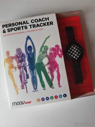 Fitness náramek Moov Now Coach
