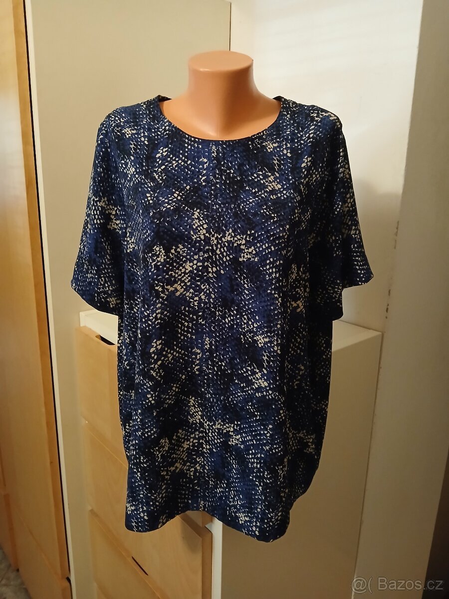Volná halenka Marks & Spencer vel. 48