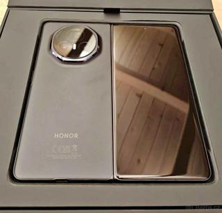 PRODÁM nebo VYMĚNÍM Honor Magic v3