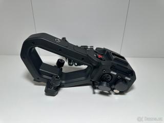 Odnímatelná rukojeť s XLR Canon C50