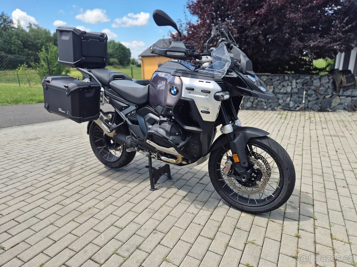BMW R1300 GS Adventure triple black 2025