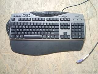 Klávesnice Logitech ps/2