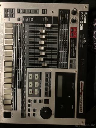 Roland groovebox mc 808