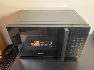 Mikrovlnná trouba Hisense H23MOBS5H (nová, pouze vyzkoušená)