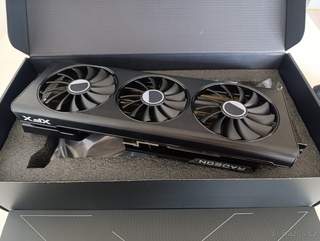 AMD Radeon RX 7700 XT