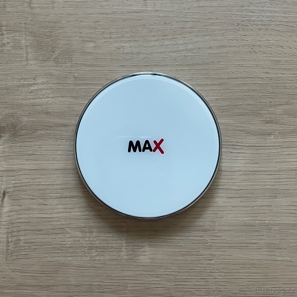 Bezdrátová nabíječka Mall MAX