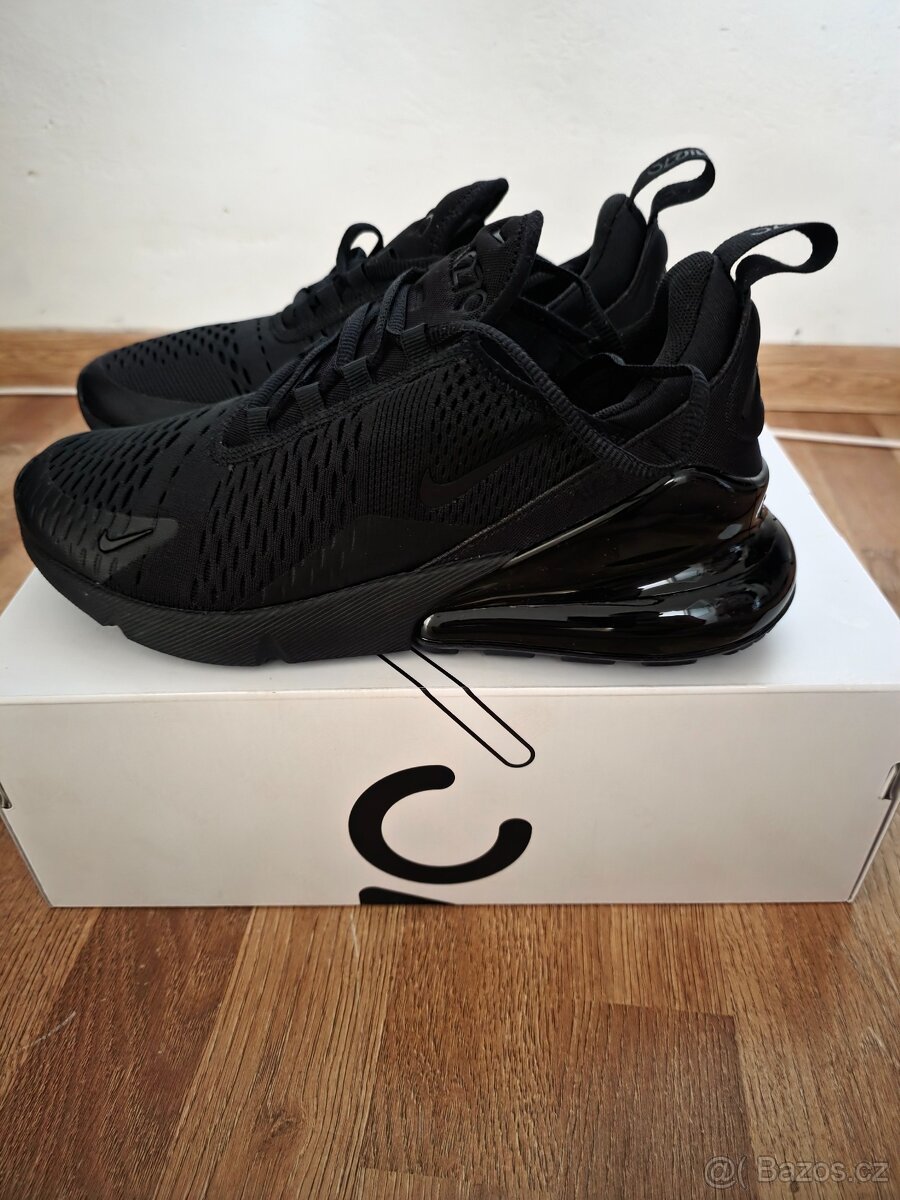 Nike Air Max 270