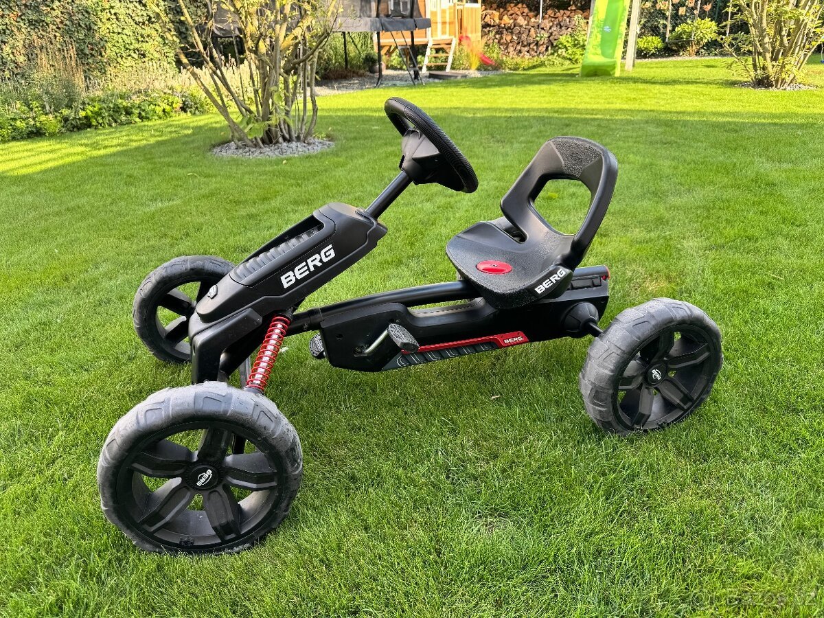 BERG REPPY REBEL BLACK - šlapací motokára