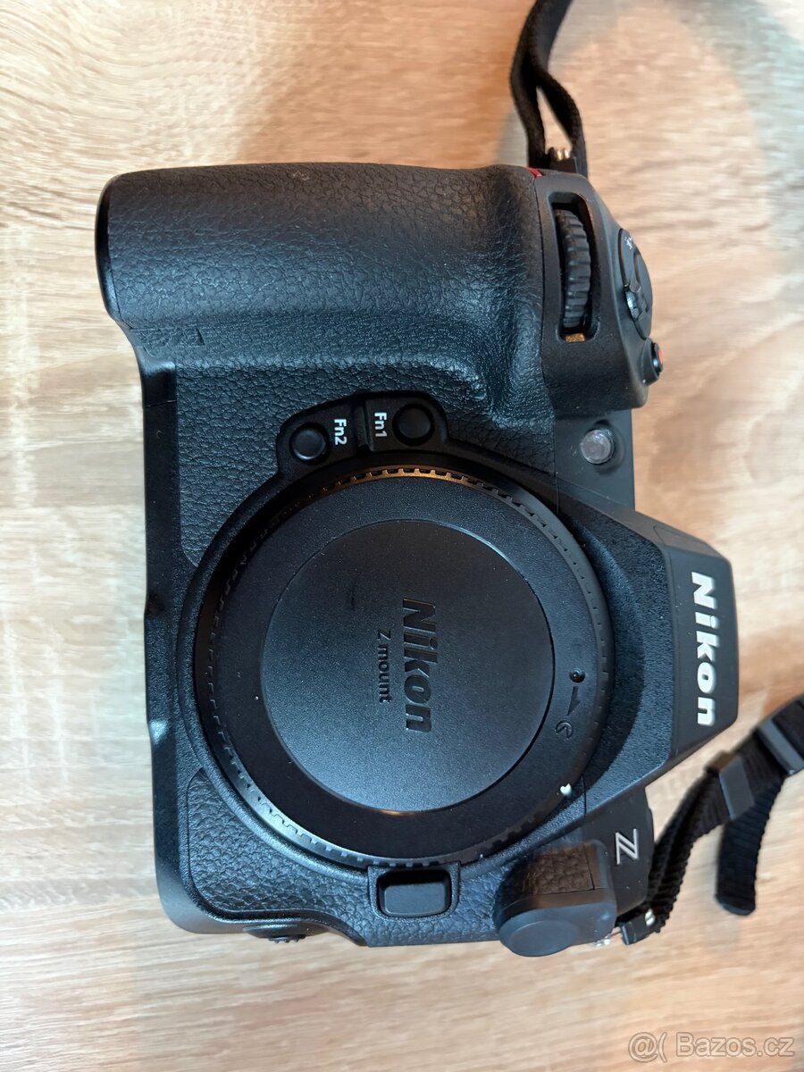Nikon Z8
