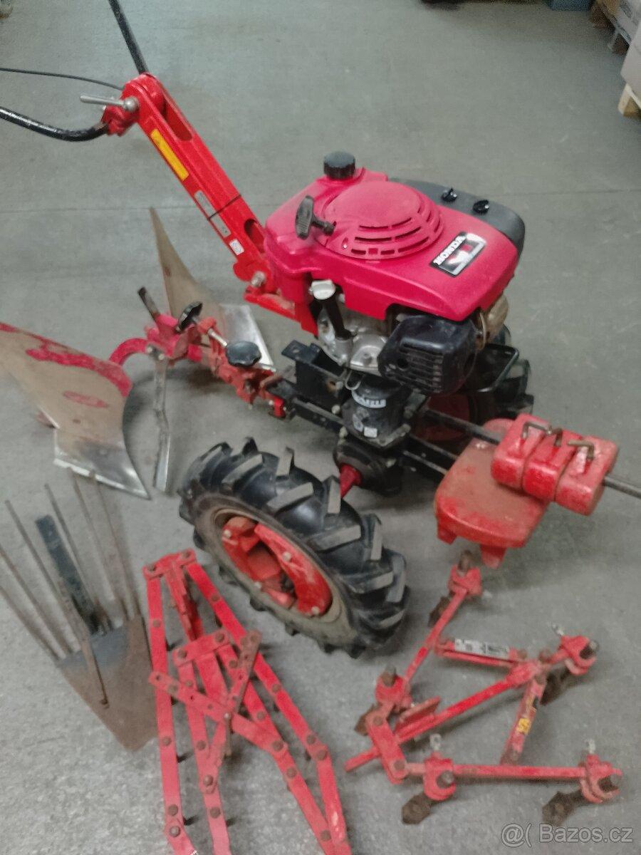 Vari malotraktor,DSK-317/S,Honda GXV-160, příslušenství