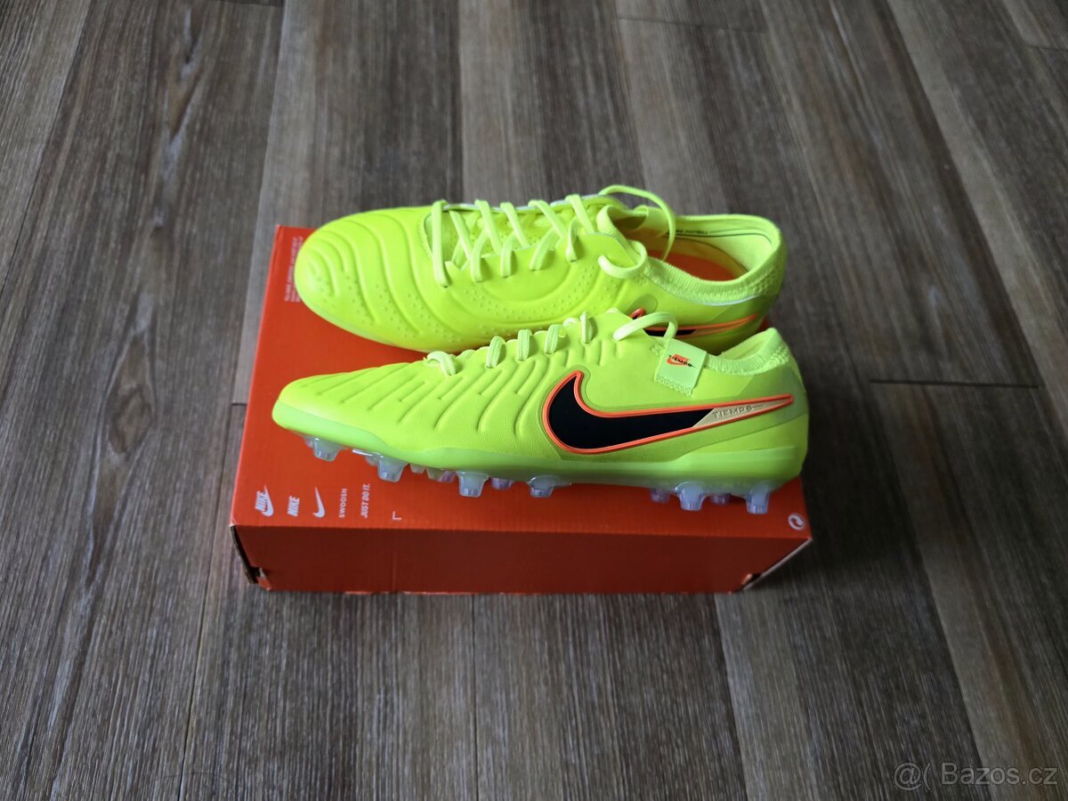 Kopačky NIKE TIEMPO LEGEND 10 ELITE AG-PRO (38,5)