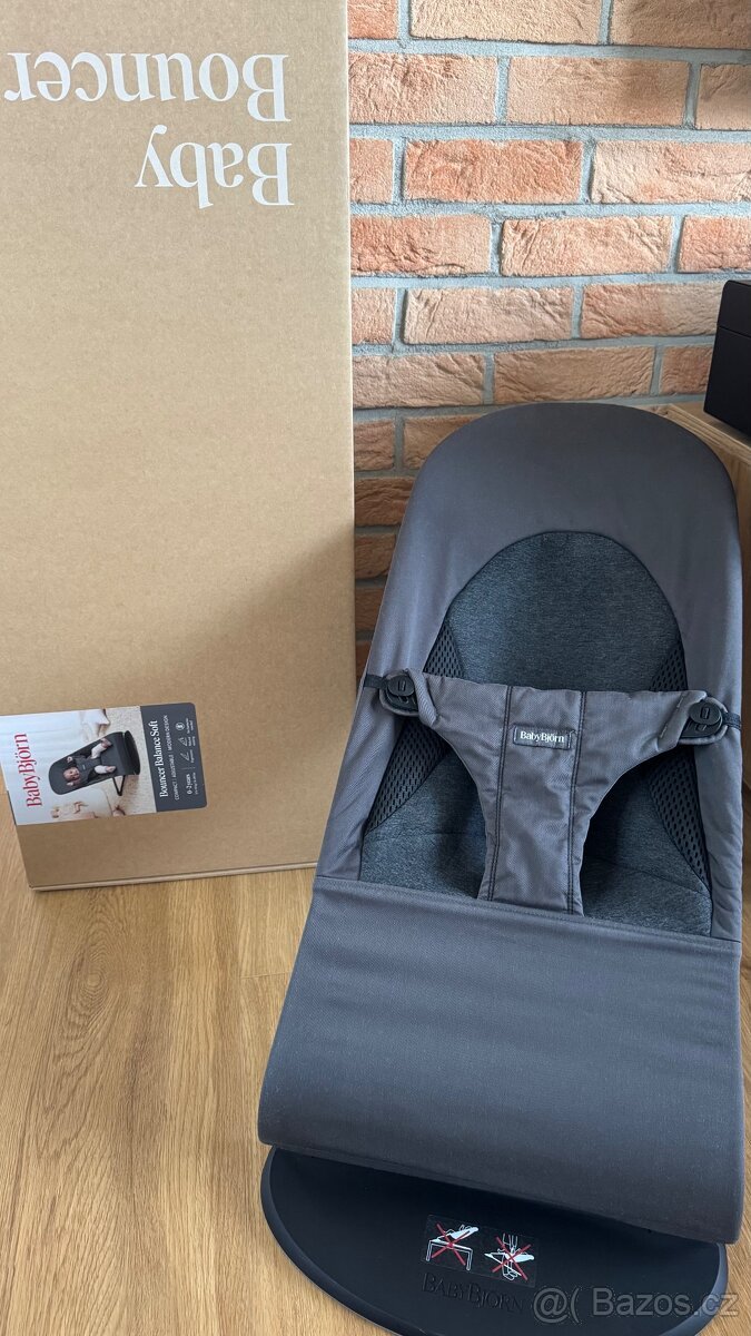 Lehátko Babybjorn Balance soft Tri-Fabric šedý
